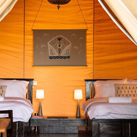 Hotel Mia Glamping Orissaare Exterior foto