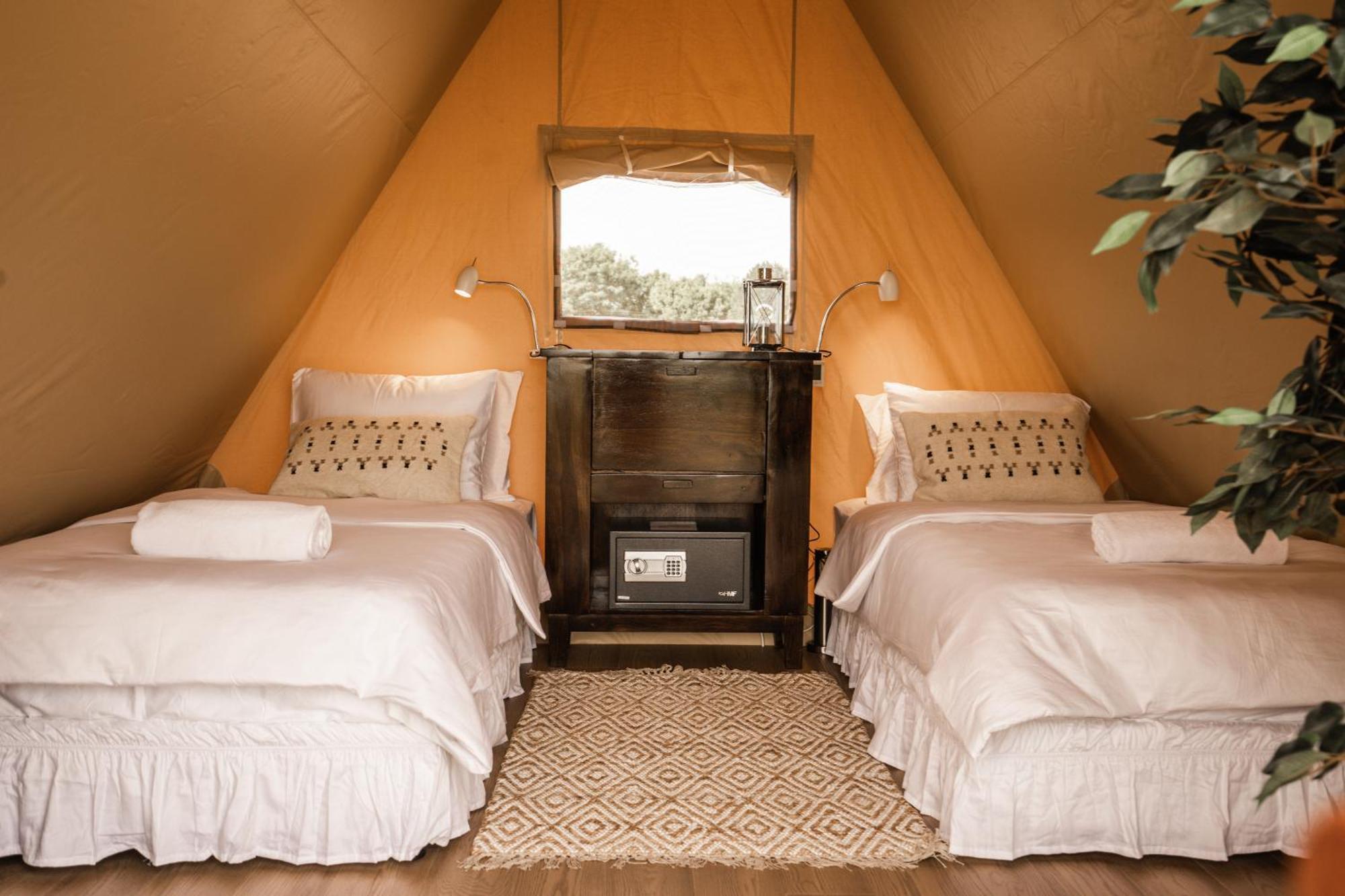 Hotel Mia Glamping Orissaare Exterior foto